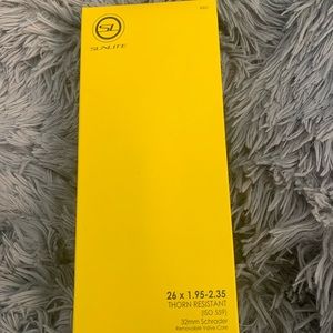 Sunlite 26 x 1.95-2.35 Thorn Resistant Bike Tube